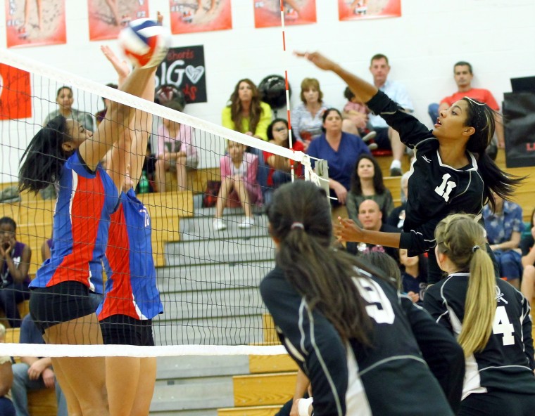 Lady Knights Clinch Playoff Berth